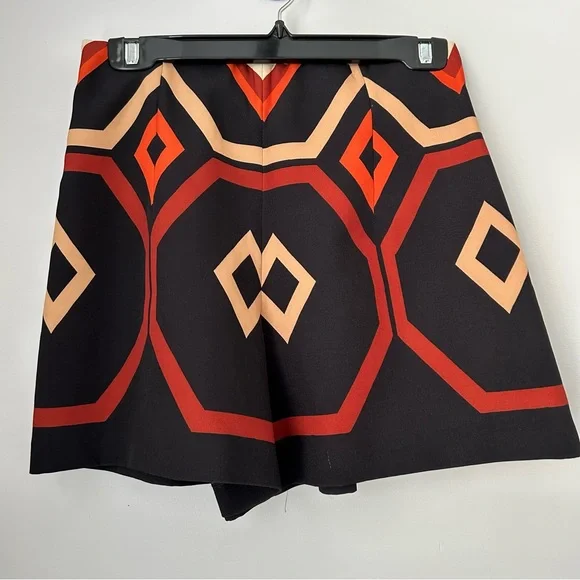 Zara High Waisted Geometric Print Shorts - Picture 3 of 5